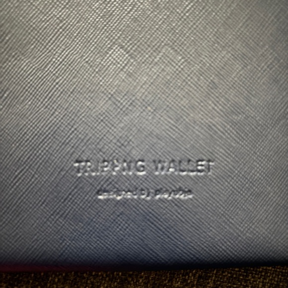 wallet - Picture 3 of 4